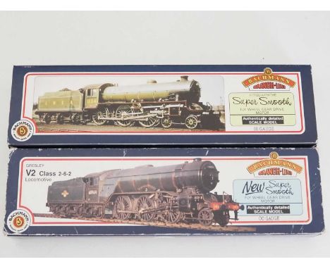 A pair of OO gauge BACHMANN steam locomotives comprising 31-553A class V2 and 31-701 Class B1 'Viscount Ridley' both in BR bl
