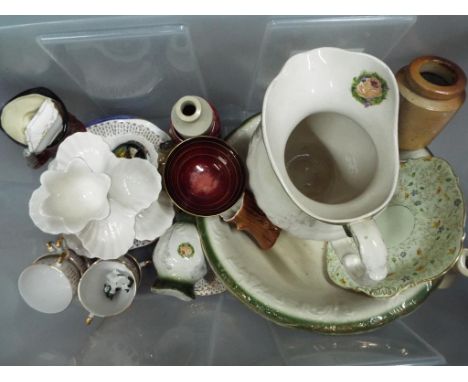 A good lot of ceramics to include washbowl and jug, a Gainsborough tea service comprising six cups, six plates, six saucers, 
