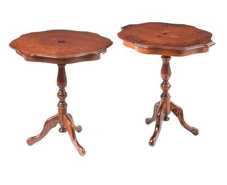 PAIR OF MAHOGANY SHAPED TOP INLAID LAMP TABLES. RAISED ON THREE SPLAYED LEGS.HEIGHT: 23 INCHES.IN GOOD CONDITION.
