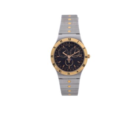 A UNISEX MOVADO STAINLESS STEEL AND 18K YELLOW GOLD QUARTZ BRACELET WATCH Triple calendar and moon phase Brand: Movado Model: