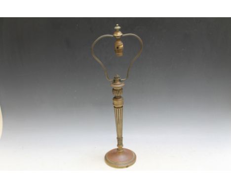 A TAPERING METAL TABLE LAMP, H 55 cm