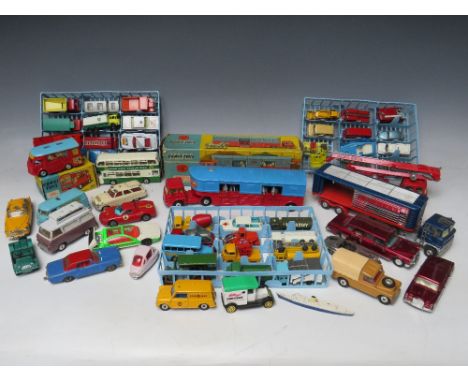 A COLLECTION OF ASSORTED DINKY AND CORGI DIE CAST VEHICLES, to include a boxed circus horse transported with horses - No. 113
