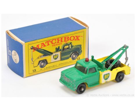 Matchbox Regular Wheels 13d Dodge BP Wreck Truck - Stannard Code 1 - green cab &amp; type A crane jibs with narrow base ends,