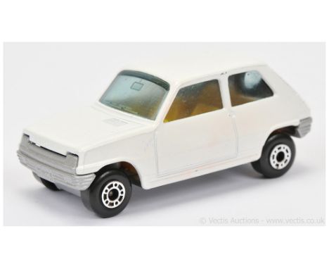 Matchbox Superfast 21c Renault 5TL Factory Pre-Production colour Trial - white body, black plastic tailgate, light blue windo