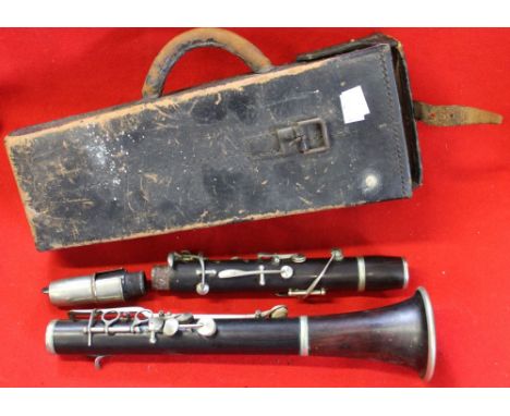 A vintage Kohler &amp; Sons, Covent Garden, London clarinet in case (corks need attention)