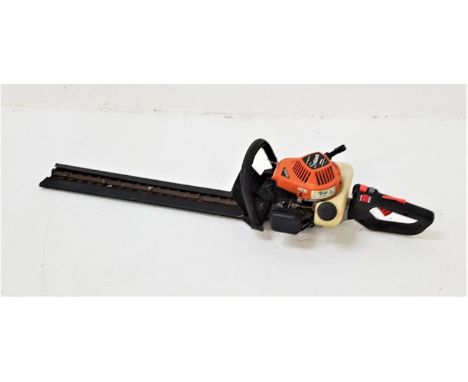 HITACHI HEDGE TRIMMERwith a 2 stroke engine and 62cm blade, model P430446 