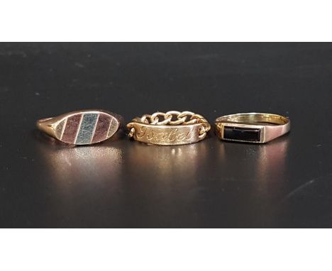 THREE NINE CARAT GOLD RINGScomprising a black agate set ring, size I; one with panel engraved 'Isabel' and chain link shank w