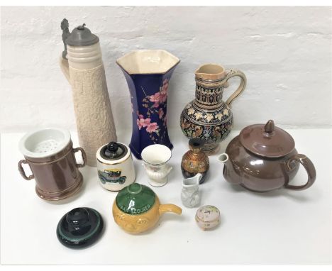 SELECTION OF DECORATIVE CERAMICSincluding a miniature Wedgwood urn decorated with flowers; a lady artist painted trinket pot 