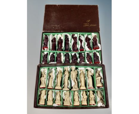 A 1970's Gino Ferrari classical chess set, boxed 