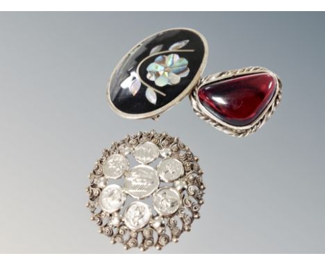 Three vintage brooches 