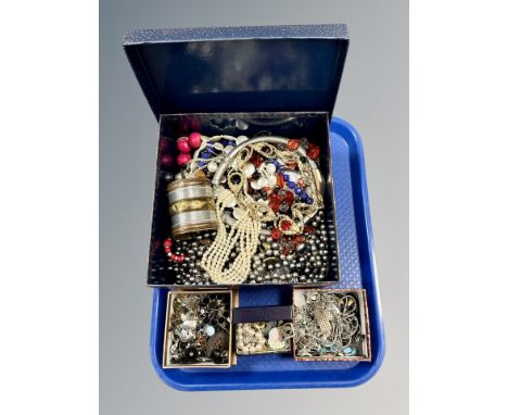 A tray of costume jewellery, cuff bangle, chains and necklaces etc 