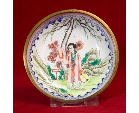 A Chinese enamel circular footed pin dishPainted with a Geisha girl in landscape, painted signature to base, diameter 8cm. 
