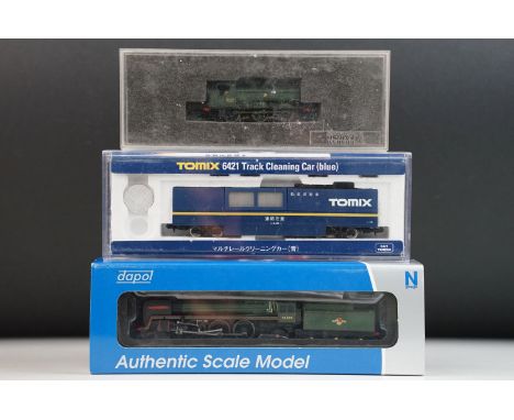 Three cased / boxed N gauge locomotives to include Dapol 2S-017-002 Britannia l/crest Alfred the Great 70009 BR1 Tender, Grah
