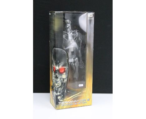 Boxed Neca Terminator 2 Endoskeleton 18" light up eyes figure, appears unremoved from box, box vg
