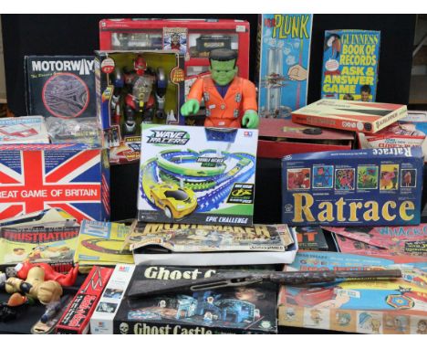 Quantity of boxed games and toys to include Merit Sketch o Matic, Ideal Ker Plunk, Chad Valley Give a Show Projector, Chad Va