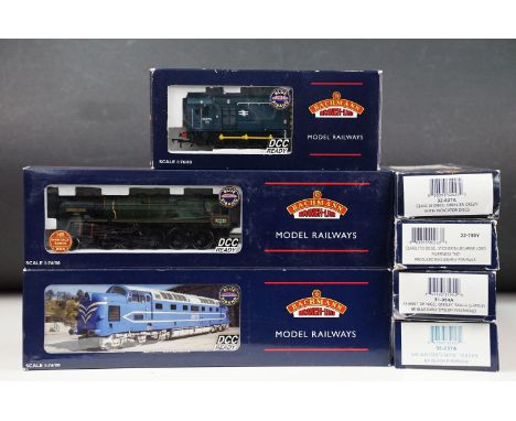 Seven boxed Bachmann OO gauge locomotives to include 32-850 9F 2-10-0 Standard 92220 Evening Star BR green l/crest BR1G Tende