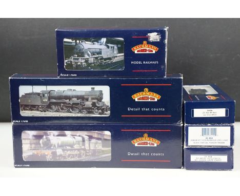 Six boxed Bachmann OO gauge locomotives to include 31-958 A4 60020 Guillemot BR green late crest, 31-159 Jubilee 5711 Courage