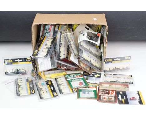Around 50 carded &amp; boxed N gauge accessories to include 15 x Graham Farish figures sets featuring Civil Engineers, Statio