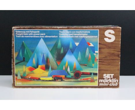 Boxed Marklin Mini Club Set S 8909 Freight Train with power pack set, complete with locomotive, rolling stock, track and powe