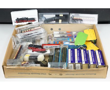 Nine N gauge locomotives featuring Fleischmann 4-6-0 DB black with tender, Kato 644 RB, Arnold 2-10-2 95034 etc (3 x requirin
