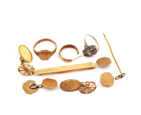 A 9ct Gold signet ring, 9ct Gold cuff links and Gold and Gold metal items