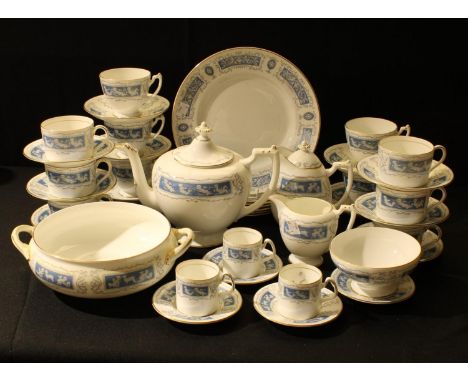 Ceramics - tableware - a Coalport Revelry pattern part dinner and tea service, inc Teapot, water jug, milk jug, sugar bowl, t