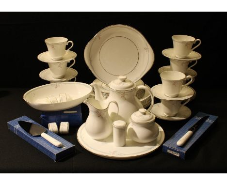 A Royal Doulton Carnation pattern dinner and tea service, including cake platter, cake slice, cake knife, napkin rings, teapo