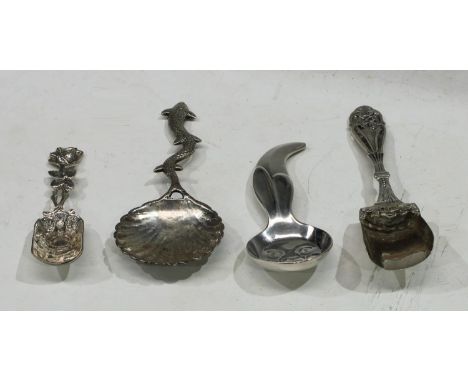 Caddy Spoons - a Continental silver caddy spoon, the haft as a rose; an American novelty caddy spoon, as a Rabbit, Reed &amp;