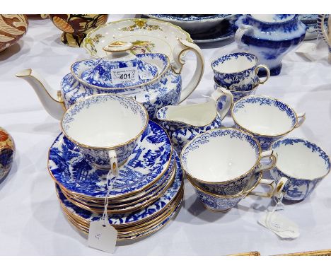 A Royal Crown Derby bone china part tea and coffee service "Mikado" pattern (21) 