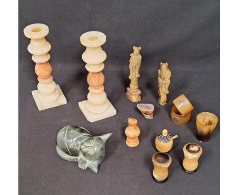 ASSORTMENT OF HORN AND STONE VINTAGE  COLLECTIBLESincluding a pair of horn napkin rings with silver shields stamped 925, a Sc