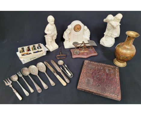 ASSORTMENT OF COLLECTIBLESincluding antique corkscrew, set of postal scales with weights, Guiseppi Leonard mantle clock with 