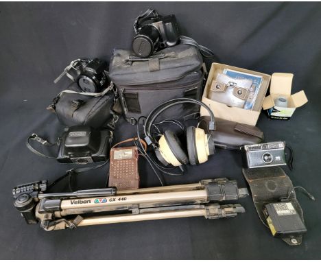 VARIOUS CAMERAS AMD ACCESORIESincluding Panasonic LUMIX DMC-FZ20, Olympus IS-1, Yashica Minister III, crown stereo headphones