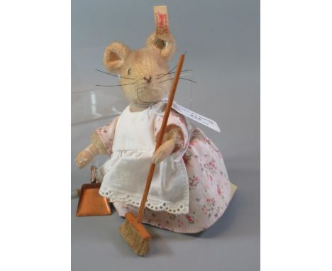 Modern Steiff soft toy 'Hunca Munca' in original box.   (B.P. 21% + VAT) 
