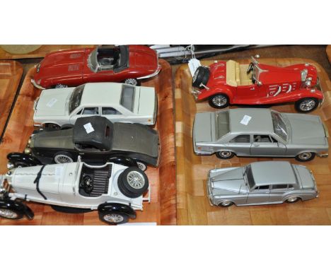 Collection of mainly Burago diecast model vehicles, vintage cars etc..  (B.P. 21% + VAT) 