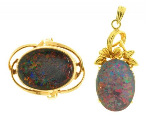 A BLACK OPAL DOUBLET RING, IN GOLD MARKED 9CT, SIZE M AND A BLACK OPAL TRIPLET PENDANT, IN GOLD MARKED 375, 6.5G++IN GOOD CON