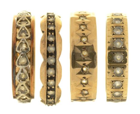 FOUR GEM SET BAND RINGS, IN GOLD MARKED 9CT, 10G, SIZES P - R++WEAR AND SCRATCHES CONSISTENT WITH AGE