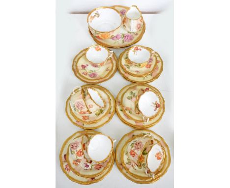 A HAMMERSLEY WORCESTER-STYLE TEA SERVICE, DECORATED WITH ROSES ON A SHADED APRICOT GROUND, C1900