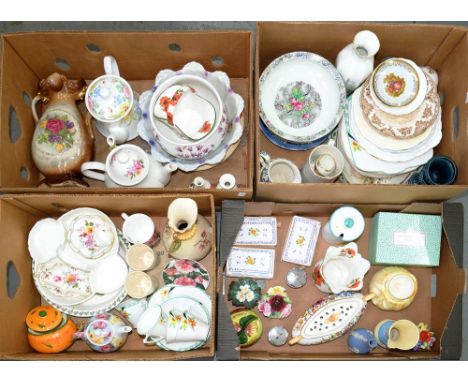 A HEATHCOTE CHINA PART TEA SERVICE, HAND PAINTED WITH ORANGE AND YELLOW FLOWERS, C1930'S AND MISCELLANEOUS CERAMICS, ETC 