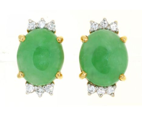 A PAIR OF GREEN JADE AND DIAMOND STUD EARRINGS, SET IN GOLD, 8.5G++IN GOOD CONDITION WITH WEAR CONSISTENT WITH AGE