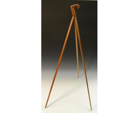 An early 20th century novelty system walking stick, Rowley's patent artist's easel cane, by Winsor &amp; Newton, stamped Pate