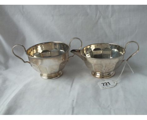Circular cream jug and sugar basin - panelled sides - Sheffield 1931 by EV - 258gms