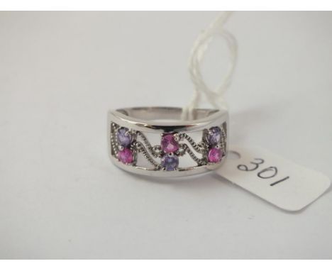 A white gold and coloured stones ring in 9 ct - Size R - 4.5gms.