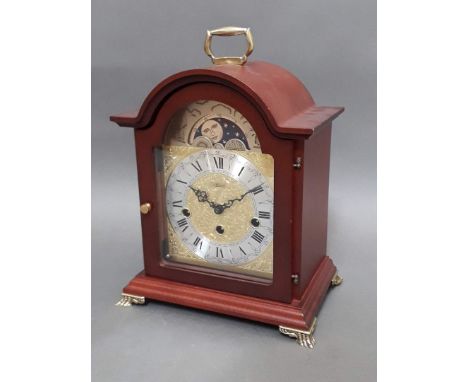 A Franz Hermle chiming mantle clock, height 29cm. 