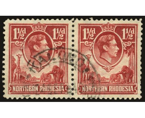 1938 1½d carmine-red horizontal pair, the l/h stamp showing P1 R. 7/1 'Tick bid flaw' (SG29/29b), fine used, scarce, cat £450