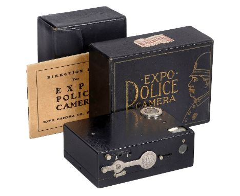 Expo Police Camera, 1911Expo Camera Co., New York. Filmformat in Spezialkassette exakt 23,5 x 39,5 mm, für 12 Aufnahmen, Schl