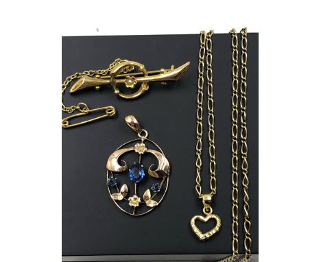 A 9ct HALLMARKED GOLD CHAIN WITH A 9ct STAMPED HEART PENDANT, TOGETHER WITH  A FURTHER 9ct STAMPED GEMSET VINTAGE PENDANT, AN