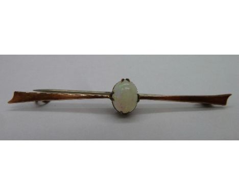 A 9ct gold and opal brooch, weight 3.1g