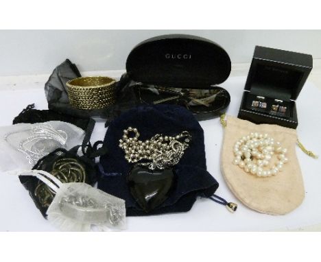 Assorted designer jewellery including a Paul Smith bracelet, a FCUK necklace, Hot Diamonds cufflinks, a freshwater pearl neck