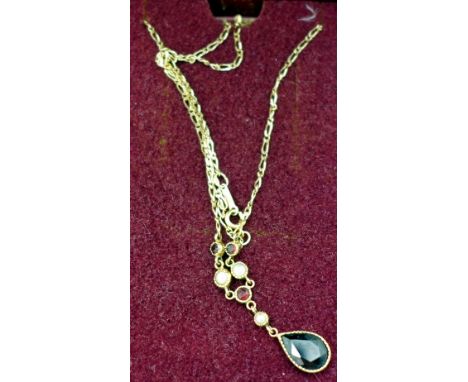 A 9ct gold, garnet and seed pearl necklet, weight 2.8g