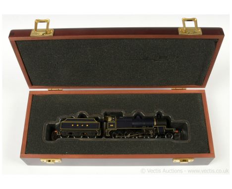 Bachmann OO Gauge Ref 31-2012 Limited Edition 2-8-0 Loco and Tender Somerset &amp; Dorset Joint Railway lined blue livery Cla